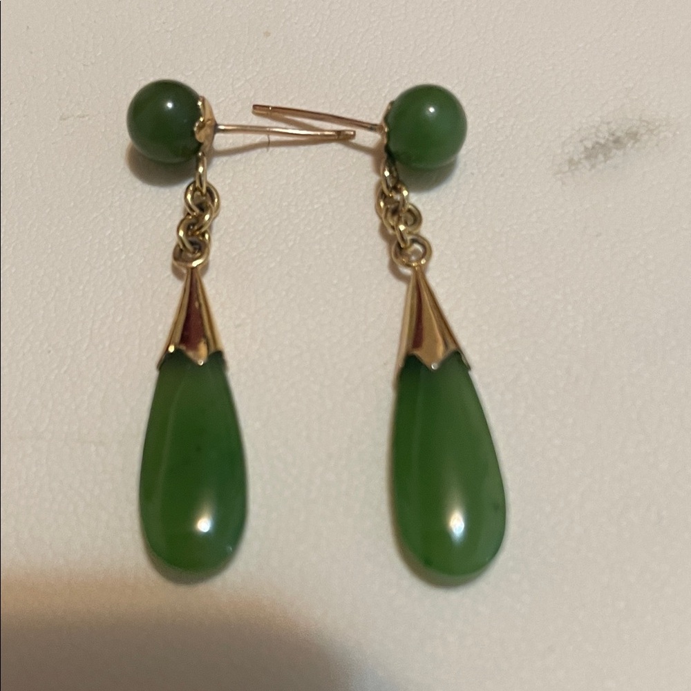 Elegant Green Drop Earrings